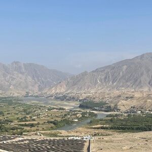 Meet your Posher, Asia